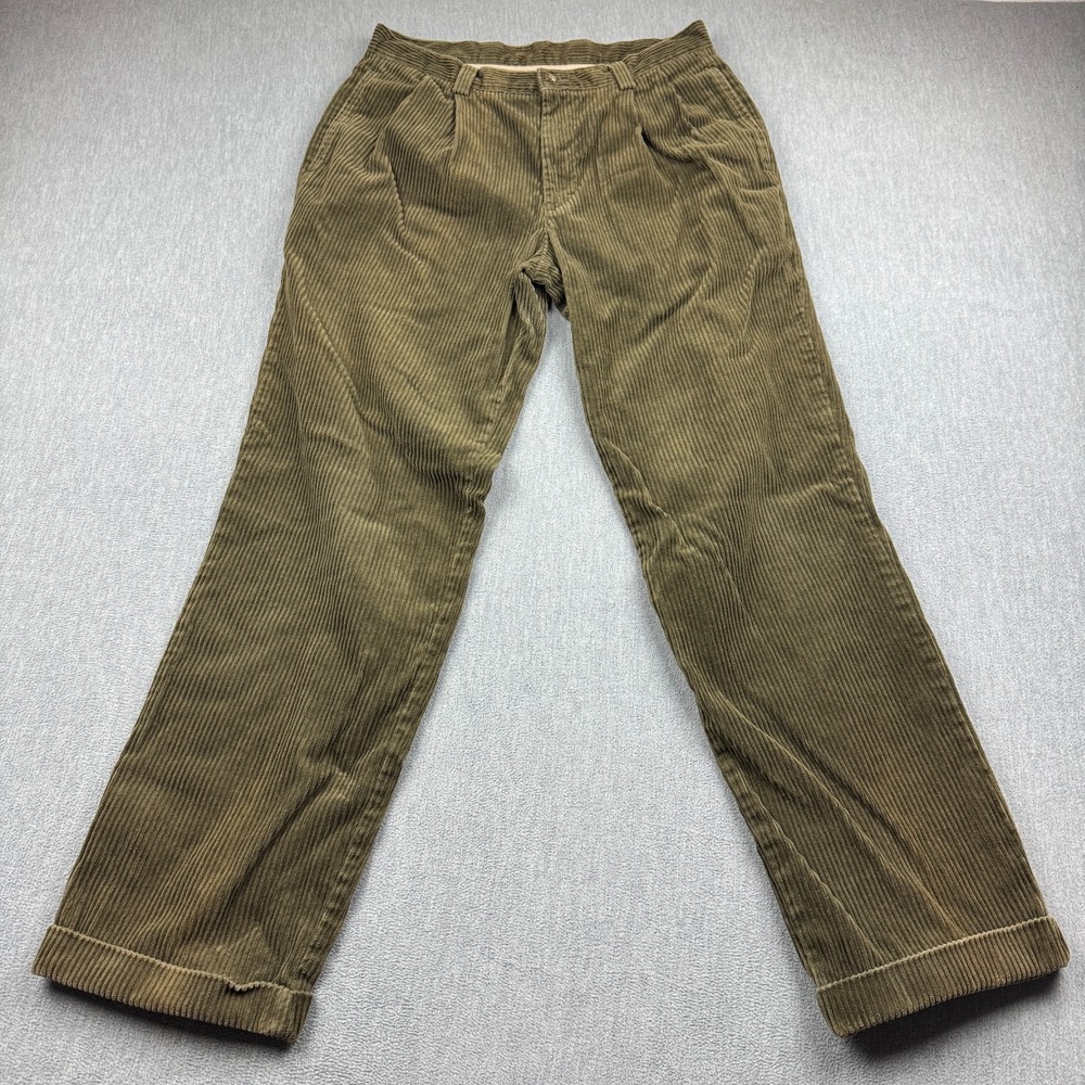 Vintage L.L.Bean Pants Men 30x32 Green Classic Fit Pleated Corduroy Straight Leg